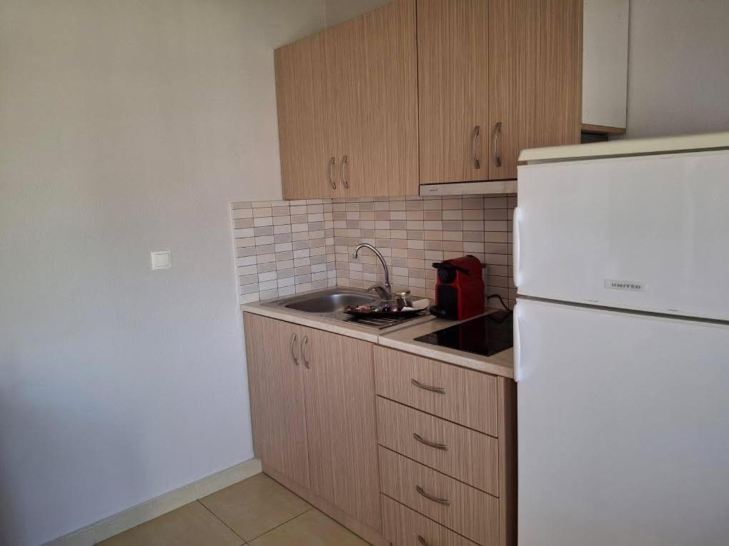 Anna Maria Views Apartment Neos Marmaras Bagian luar foto